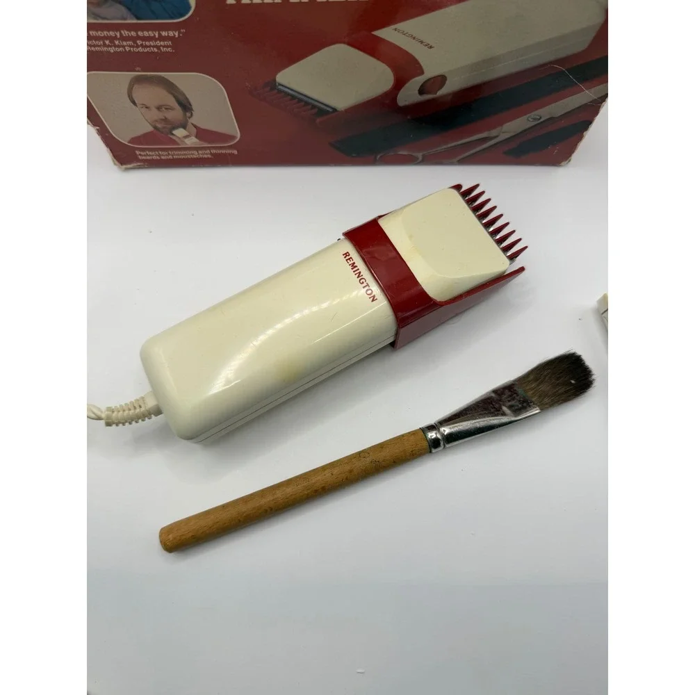 Vintage Remington Home Haircut Kit Beard Moustache Trimmer Model HC-100 1985